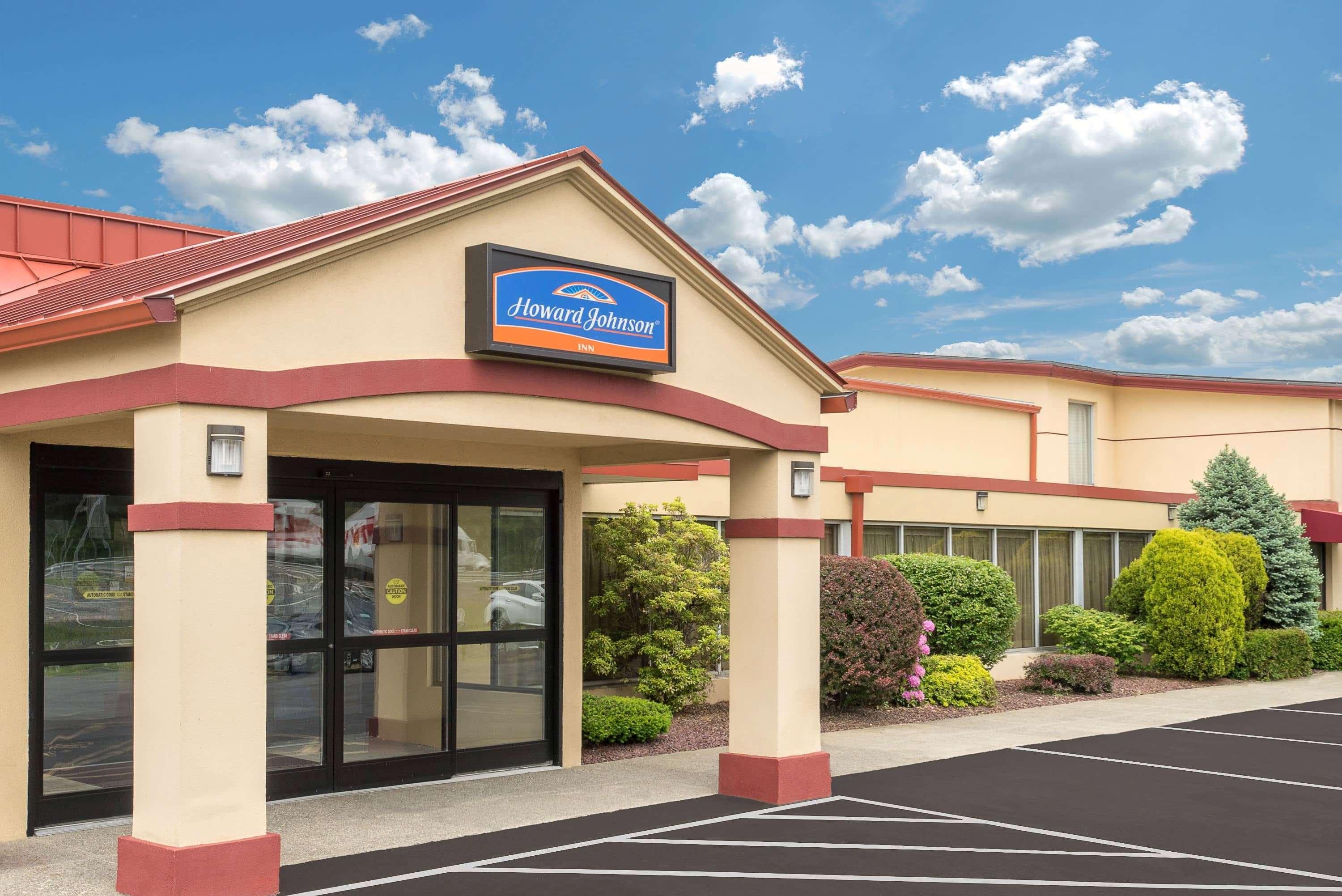 Howard Johnson By Wyndham Hotel