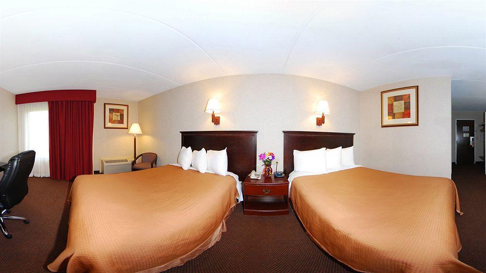 Howard Johnson By Wyndham Hotel 2*