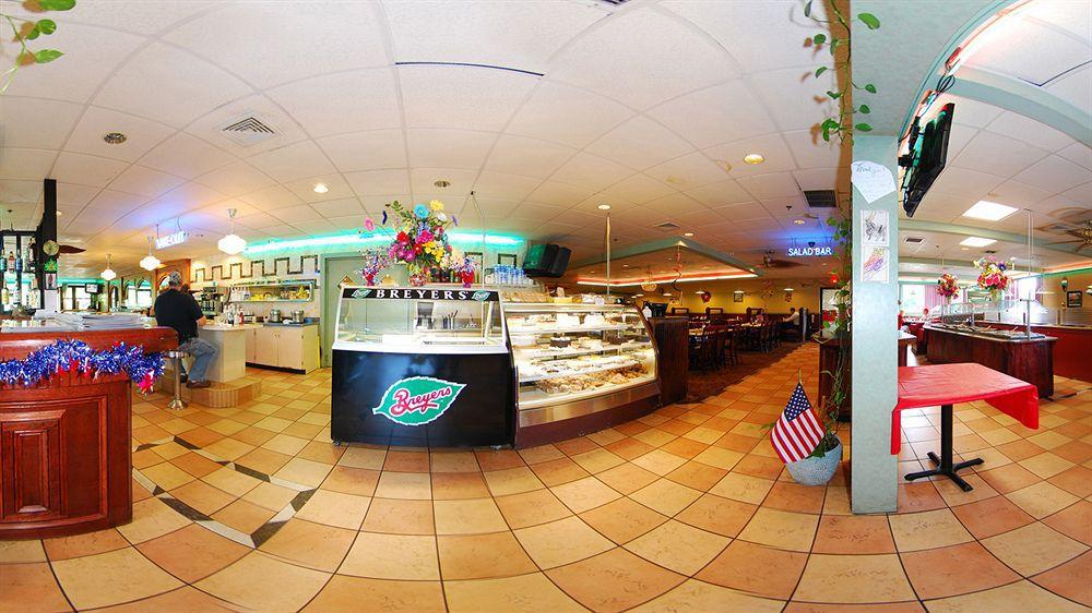 Howard Johnson By Wyndham Hotel
