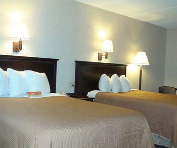 Howard Johnson By Wyndham Hotel